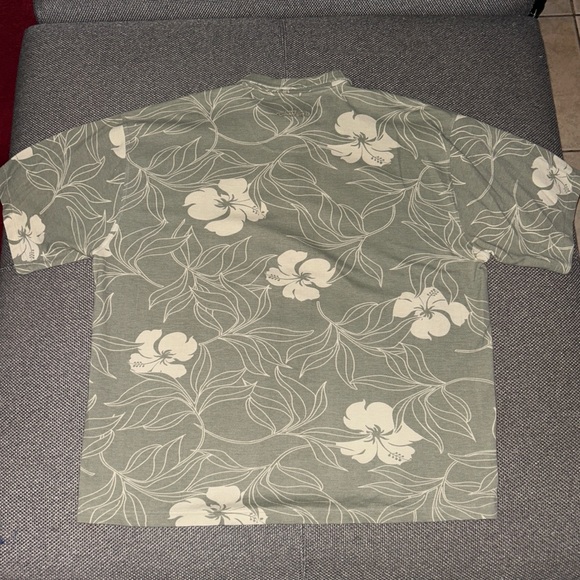 Crazy Shirts Men's Green Floral Hawaiian Polo Shirt - Picture 4 of 4